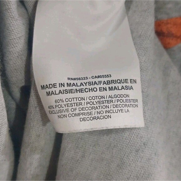 Nike  Athletic Tshirt Mens Size Small Dri Fit Gray With Orange Blue  Swoosh - Picture 6 of 7